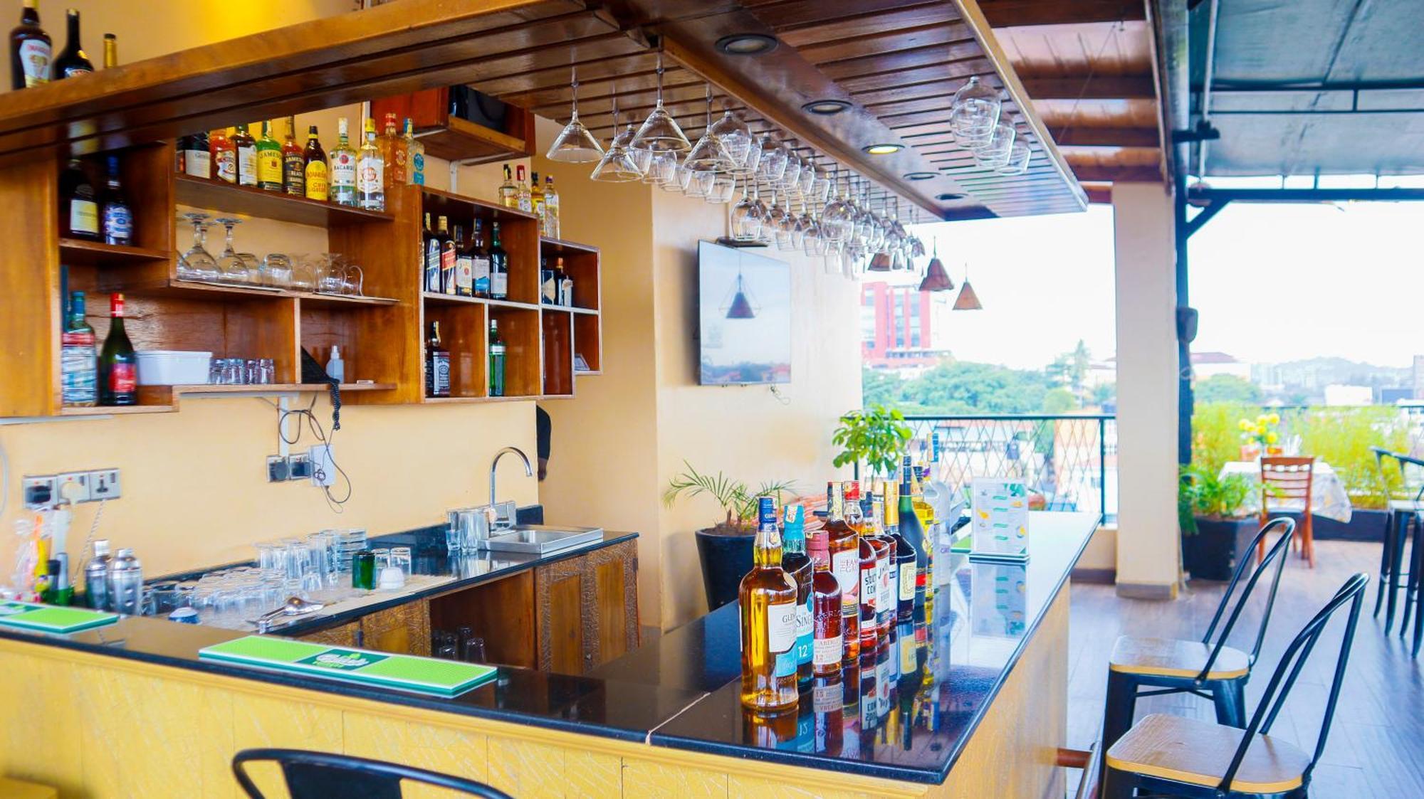 Millennium Terrace Hotel Kampala Kültér fotó
