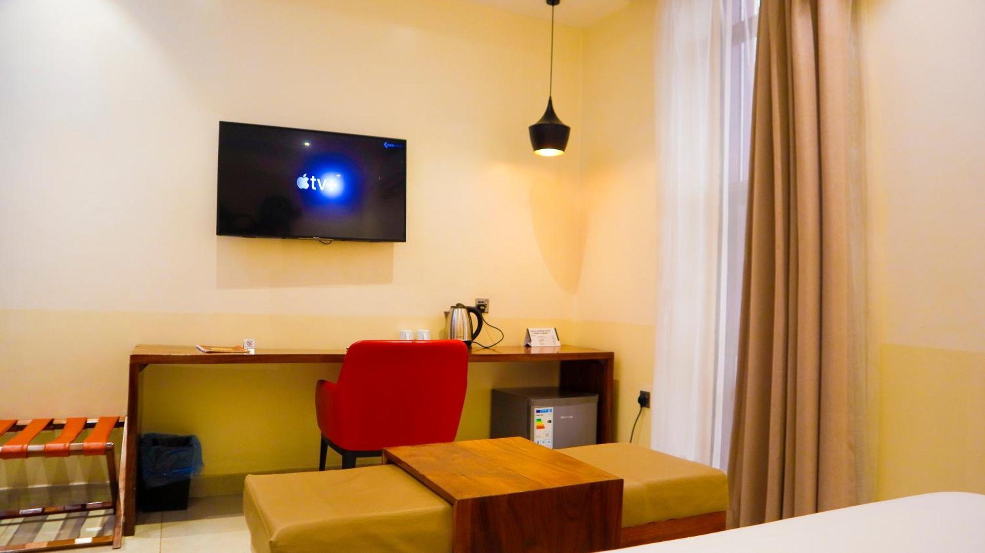 Millennium Terrace Hotel Kampala Kültér fotó